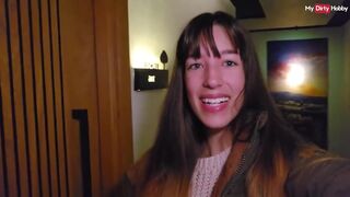 Német tinédzser mostohalány cumizza apuci farkát a zuhanyban