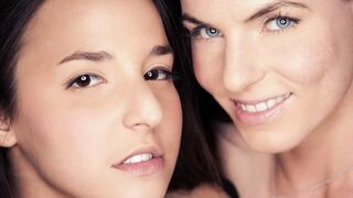 Amirah Adara és Eileen Sue forró lezbi játszmája