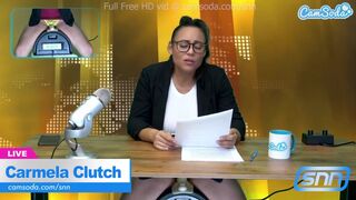 Carmela Clutch forró latin amerikai híradós masturbál élőben