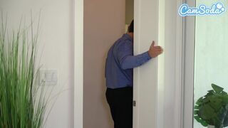 Csalinak csalt nej punciát pusztítja a makler méretes faszával