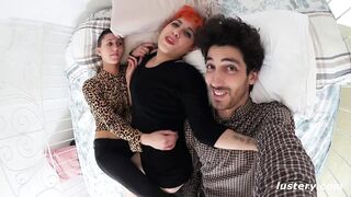 Vad otthoni édeshármas amatőr kufircolás kiborotvált lyuk nélkül tabuk