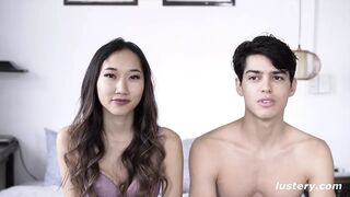 Csini francia pár csodás édeshármasban élvezi az anal dugást