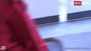 Parkolóban nyilvános szeretkezés és spriccelős élvezet