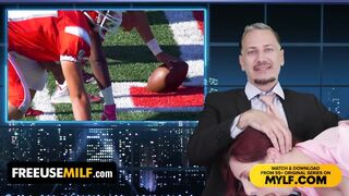 Breaking news: a férfi híradós megdugja vörös kollégáját és a 18 éves tünetőnőt