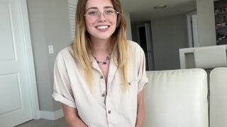 Tomboy kurvám bebizonyítja, hogy nem lesbi – Lucy Foxx forró háztartási fantáziája scott starkkal