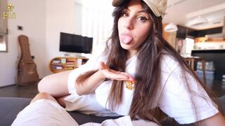 Just pam: egy forró fiatal amatőr pov kamatyolása