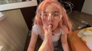 Aranyos fiatal cidázza a kukija – legjobb cumizás show