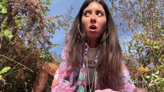 Elkapta a pisilő tinit és a hegyekbe vitte megbaszni