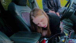 Autós lotyó cumizza és megbasszák, miután lebukott egy nyilvános verésen - pov