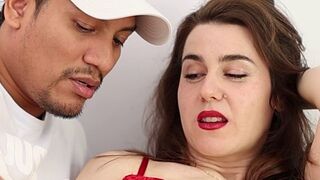 Mi a franc! a nejem inkább a szexedzőt dugja, mint engem?