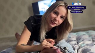 Amatőr világos szőke pipi vad oboázása gigászi fasszal