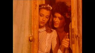 Óriási tőgyes csajok könyörtelenül cidázzák és lovagolják a vastag farkakat retro válogatásban