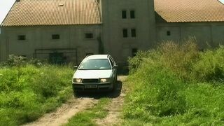 Tinédzser világos szőke lányok lesbi hármasa brutális popsiba Kasia Linseyvel és barátnőivel